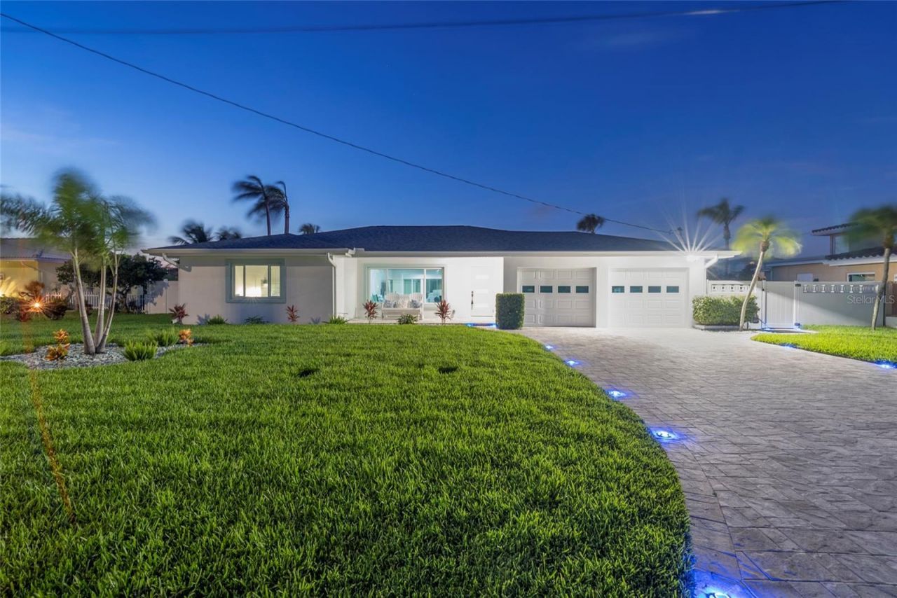 227 Howard Drive, Belleair Beach, FL 33786 Photo