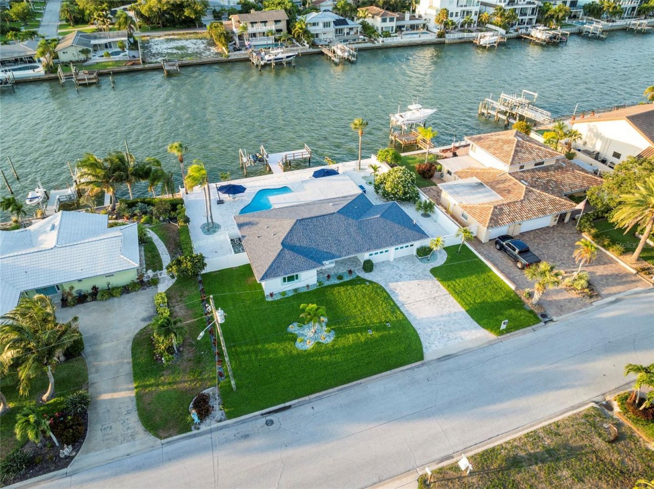 227 Howard Drive, Belleair Beach, FL 33786 Photo