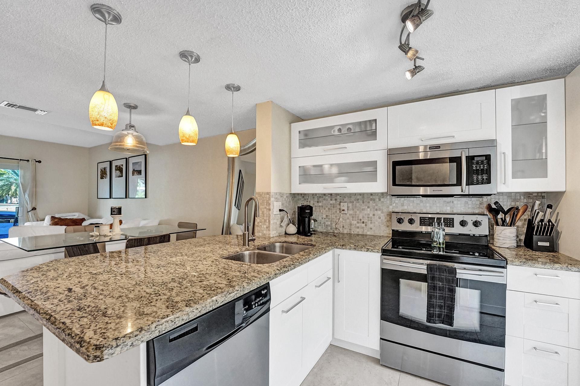 2571 NE 15th Street, Pompano Beach, FL 33062 Photo