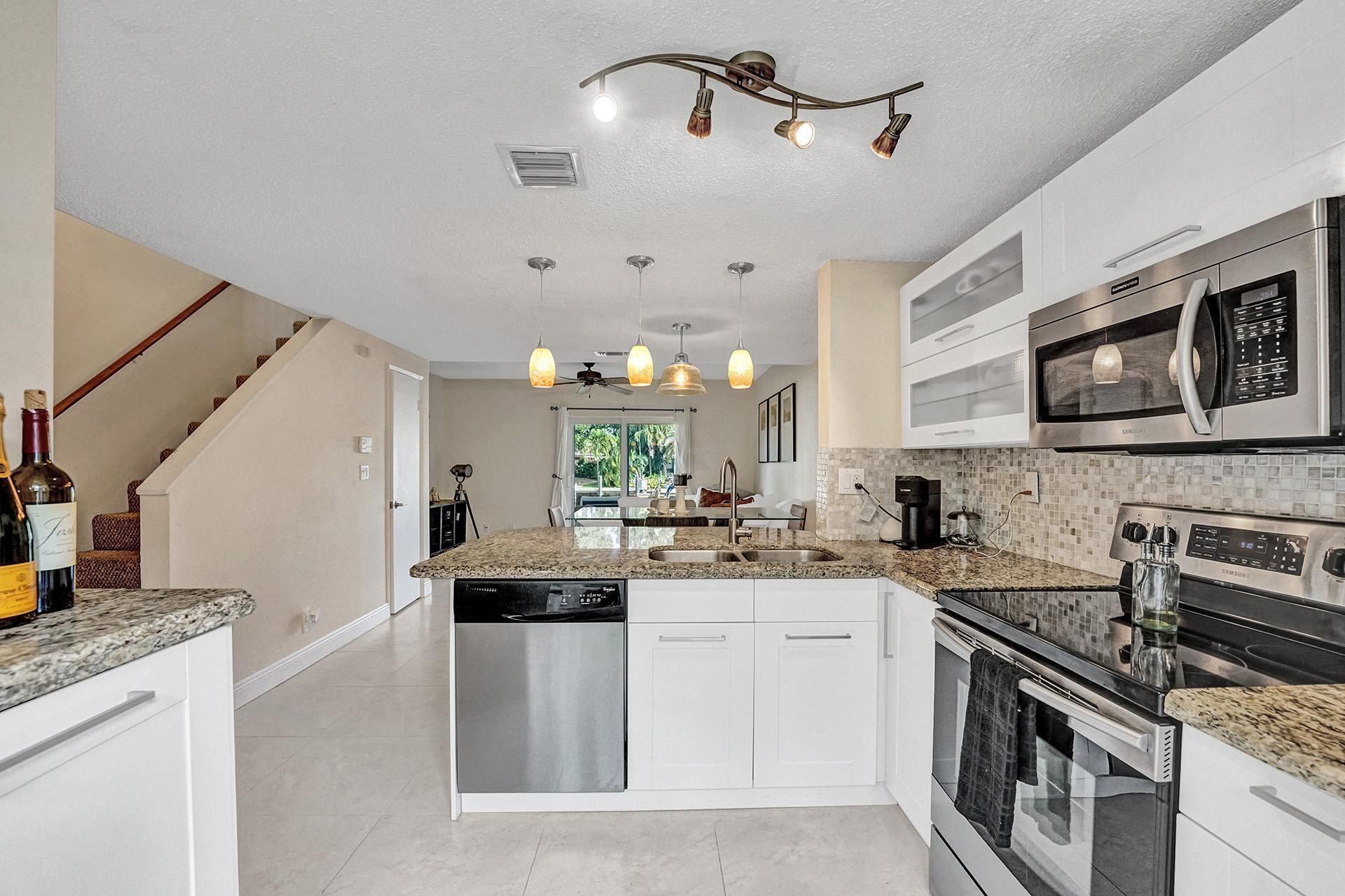 2571 NE 15th Street, Pompano Beach, FL 33062 Photo
