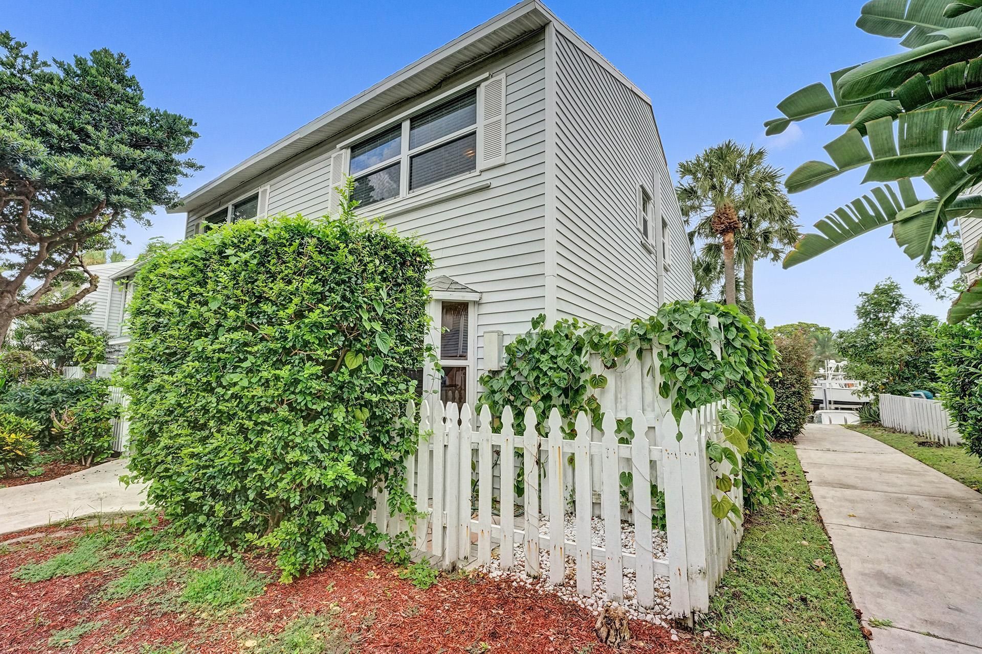 2571 NE 15th Street, Pompano Beach, FL 33062 Photo