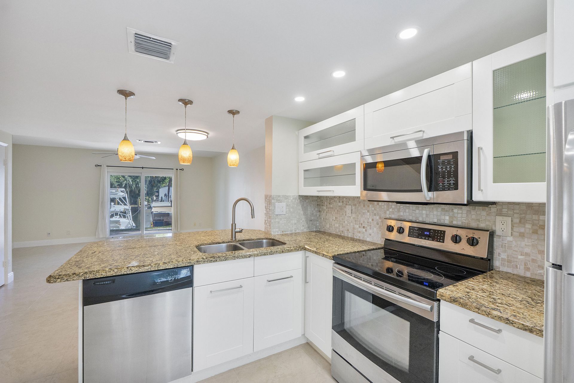 2571 NE 15th Street, Pompano Beach, FL 33062 Photo