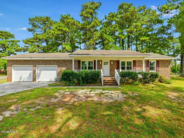 1000 Hedrick Boulevard , Morehead City, NC 28557