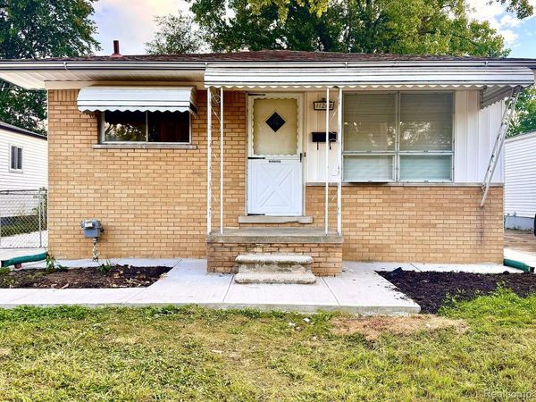 11268 Jewett Avenue , Warren, Mi 48089