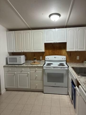 25d 10th Avenue, Stock Island, FL 33040 Photo
