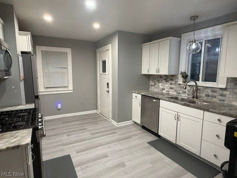 1207 Castleton Road, Cleveland Heights, OH 44121 Photo 7
