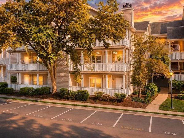 14317 CLIMBING ROSE WAY , Unit 104, CENTREVILLE, VA 20121