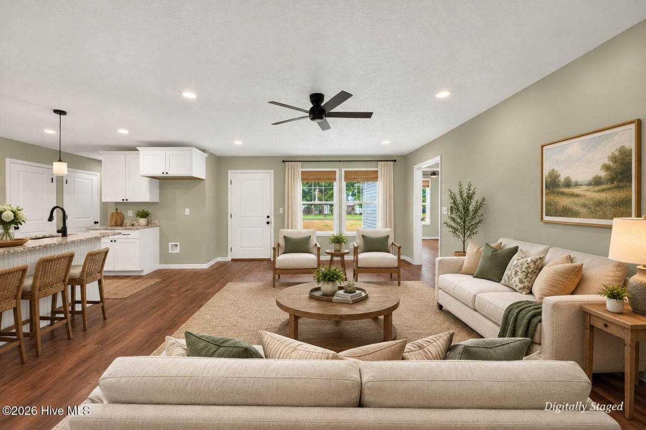 313 Fairway Drive Photo 12