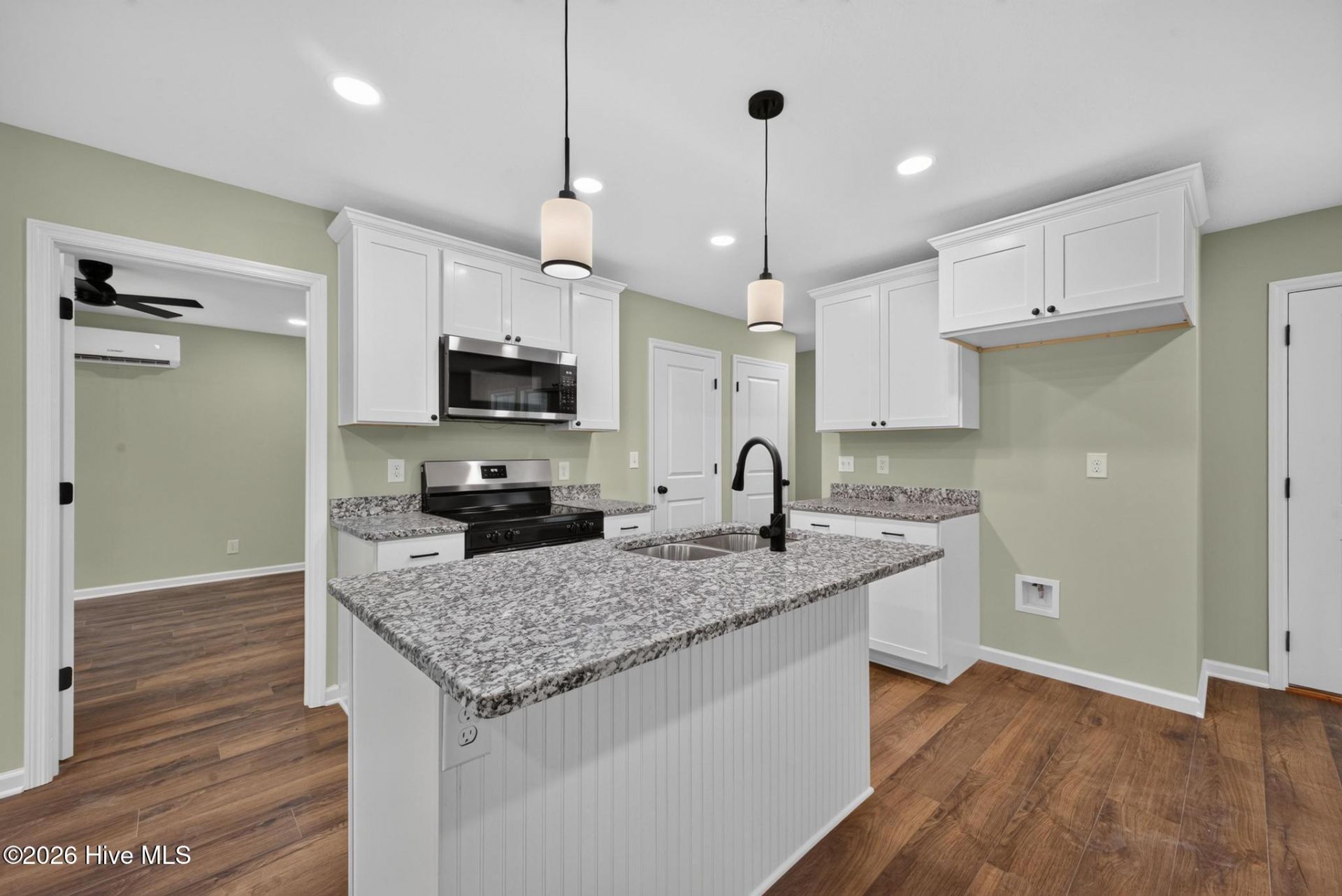313 Fairway Drive Photo 16