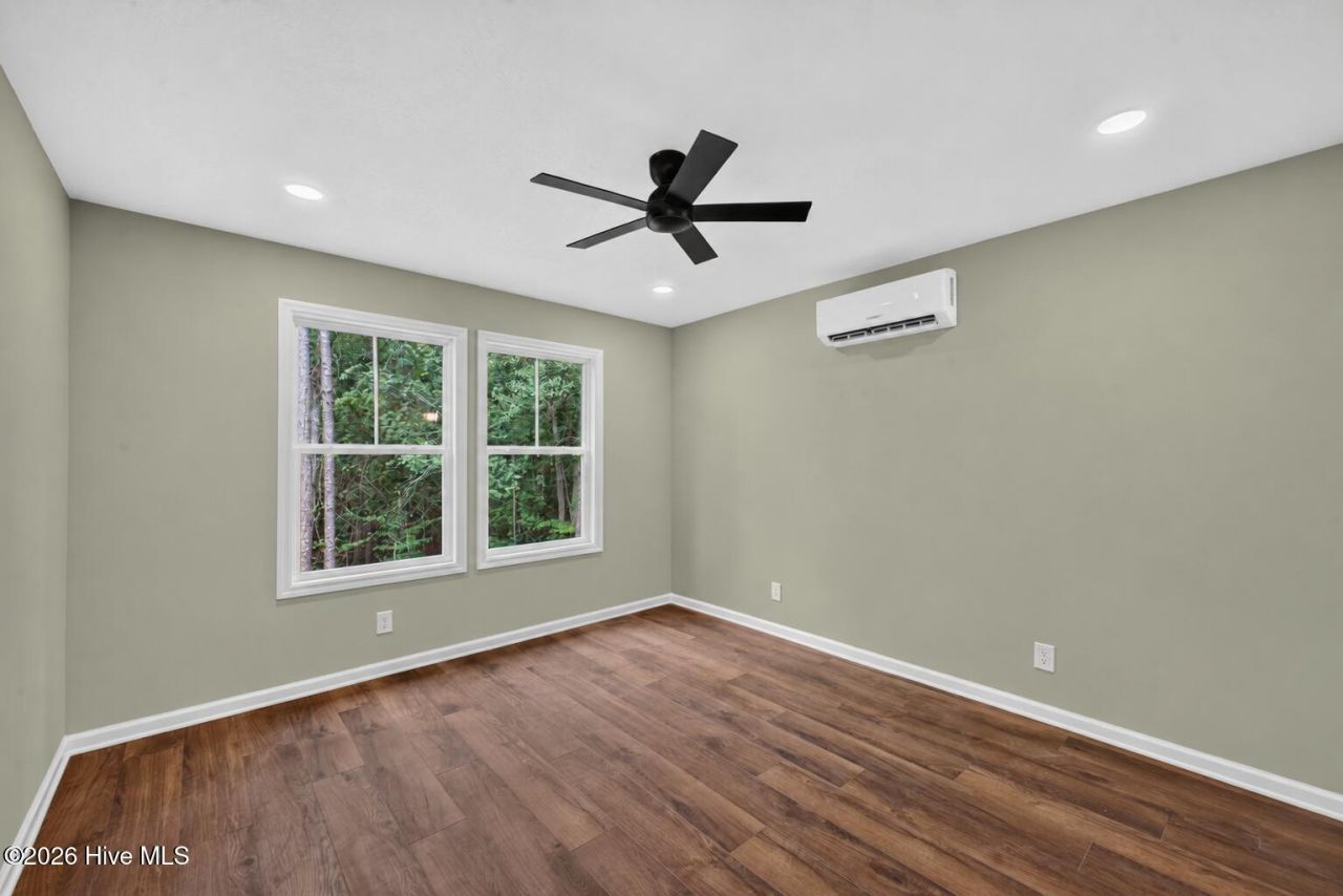 313 Fairway Drive Photo 19
