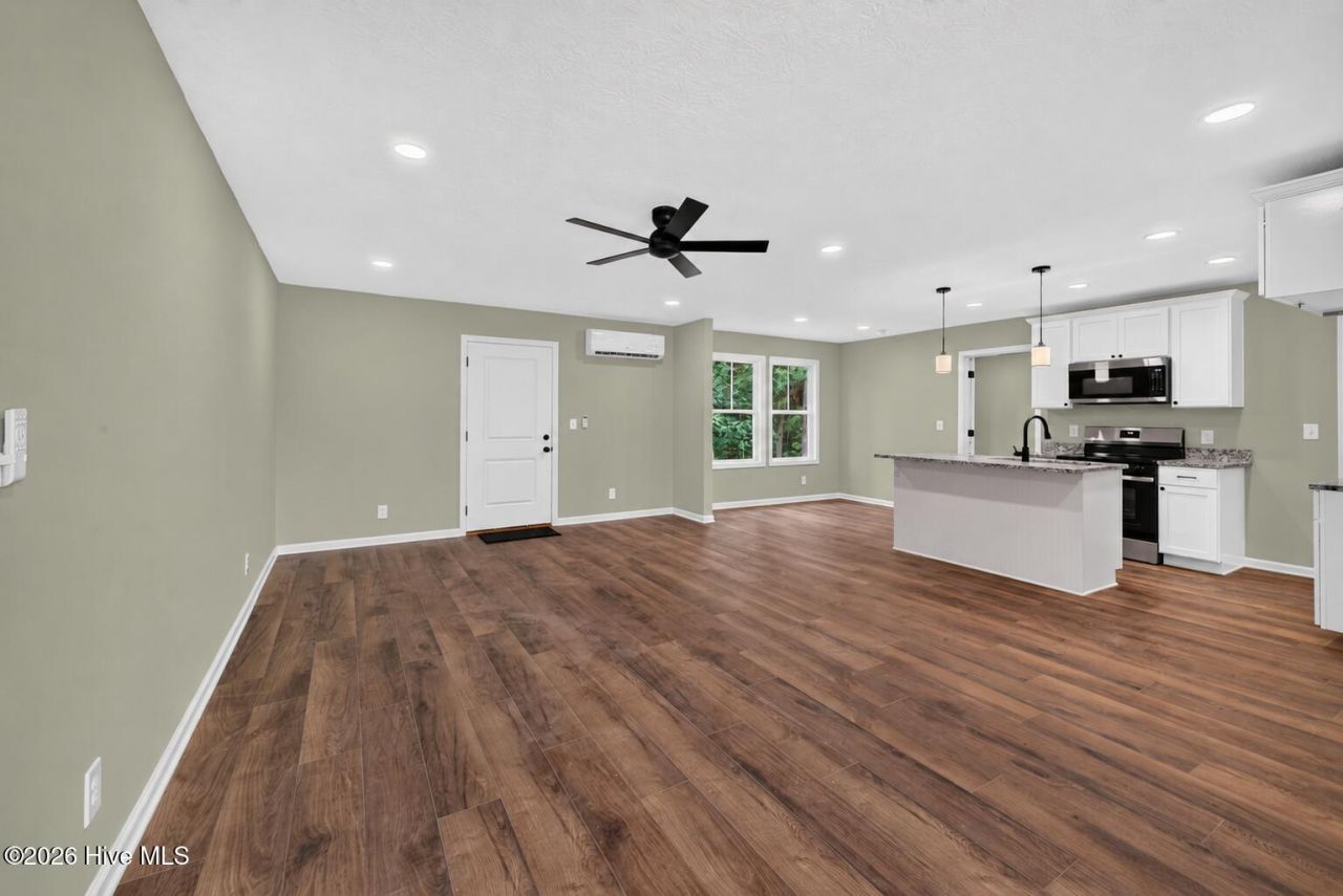 313 Fairway Drive Photo 7