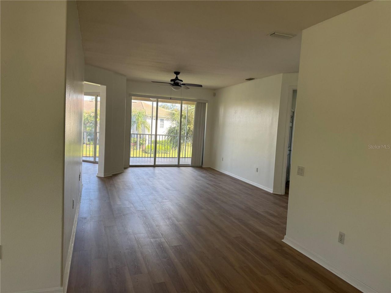 6952 Prosperity Circle, Unit 408, Sarasota, FL 34238 Photo