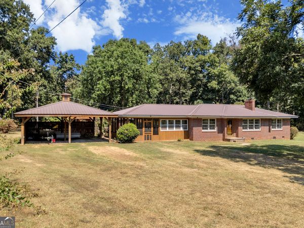 1104 Double Bridges Road, Elberton, GA 30635