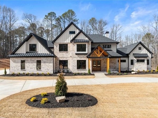 1178 Pinnacle Drive , Hoschton, GA 30548