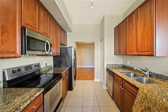 3001 NE 185th St , Unit 615, Aventura, FL 33180 Photo