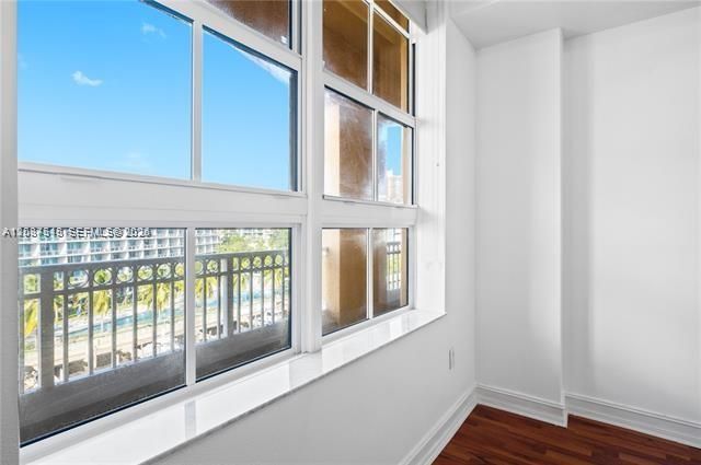 3001 NE 185th St , Unit 615, Aventura, FL 33180 Photo