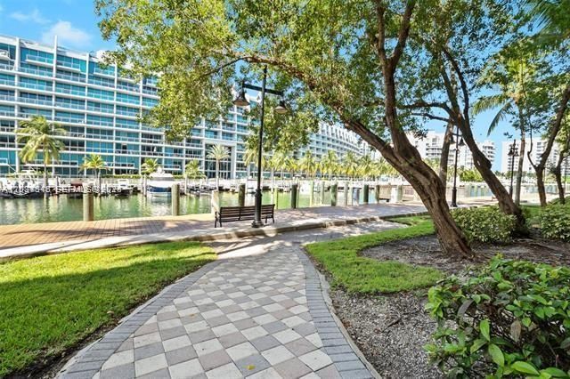 3001 NE 185th St , Unit 615, Aventura, FL 33180 Photo