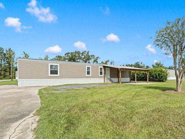 12507 Hebert Rd, Gonzales, LA 70737