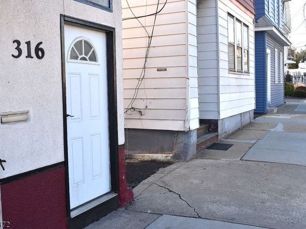316 Hillside Ave, Hillside, NJ 07205