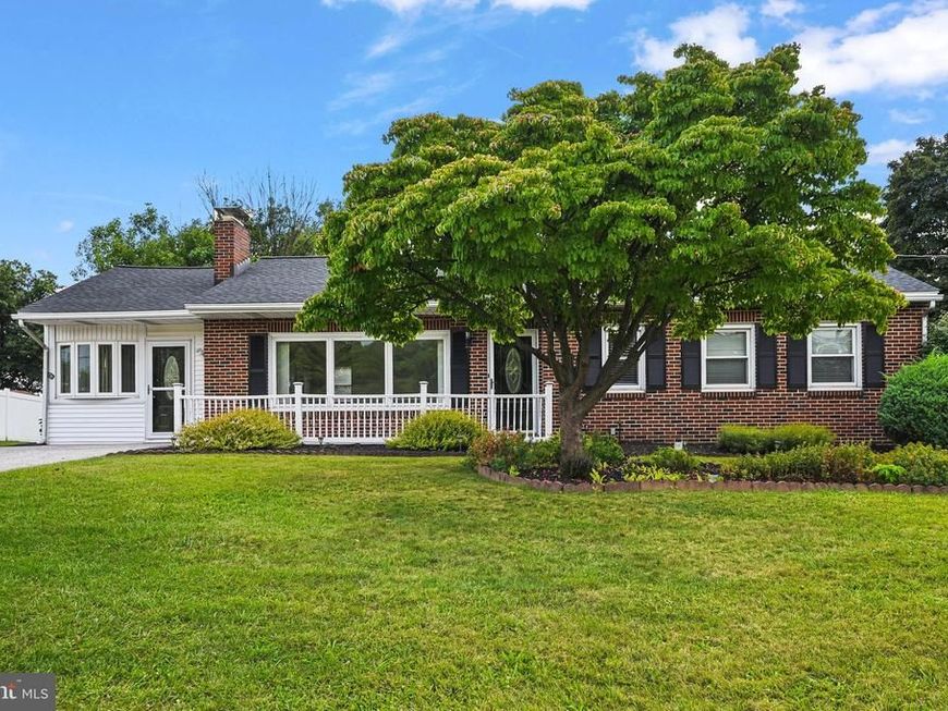 1112 Hanover Road, York, PA 17408 Main Photo