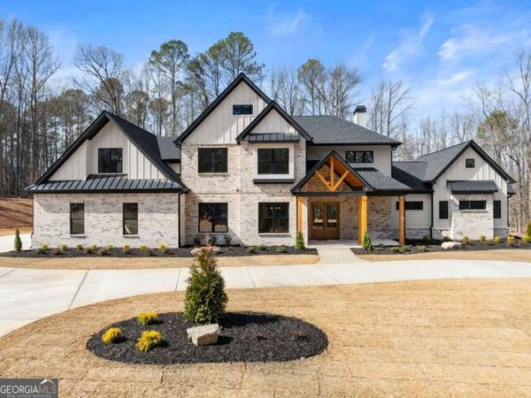 1178 Pinnacle Drive, Hoschton, GA 30548