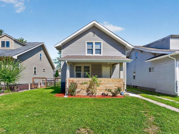 1022 Diamond Avenue, South Bend, IN 46628