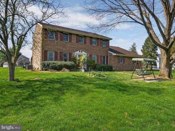 2 WILDFLOWER , LANCASTER, PA 17603