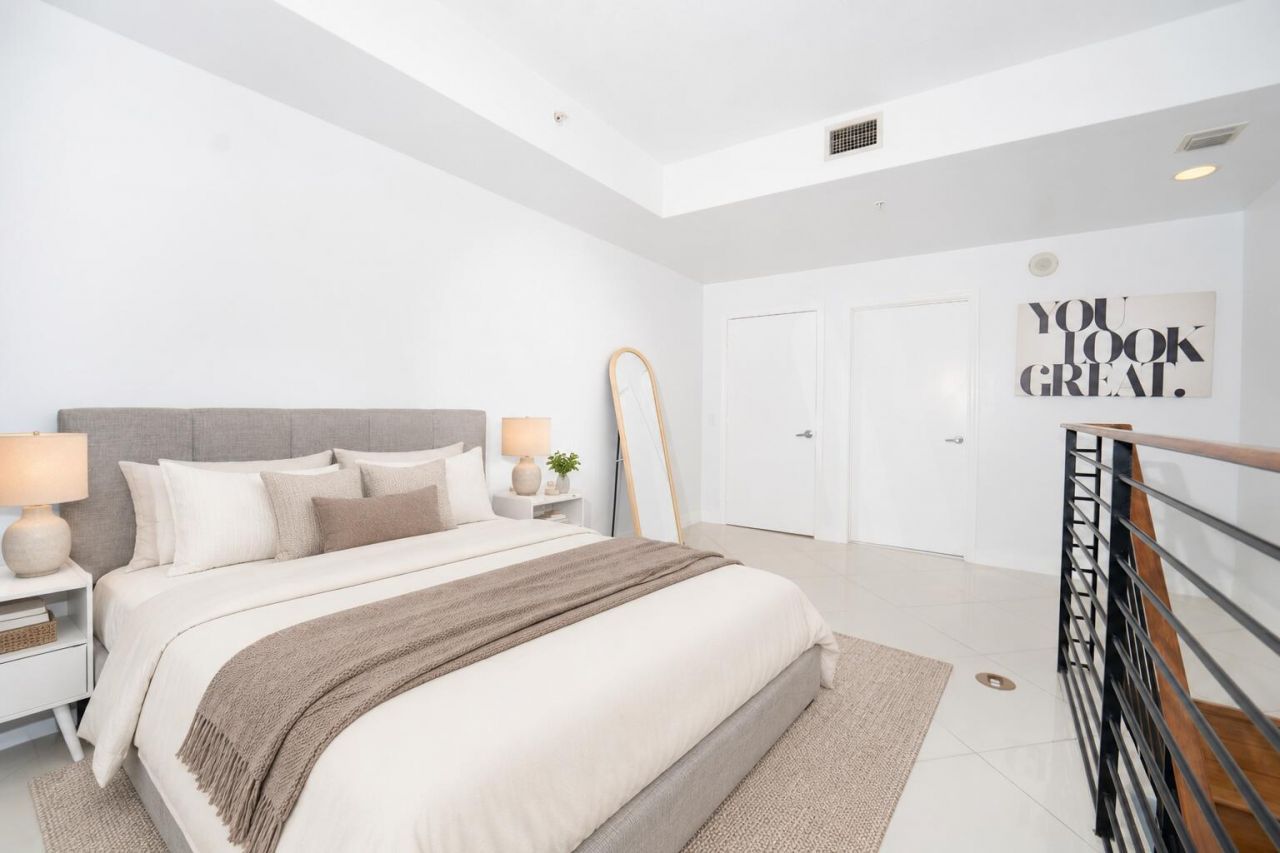 60 SW 13th Street, Unit 1418, Miami, FL 33130 Photo