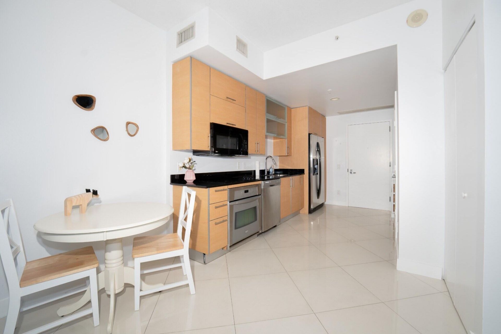 60 SW 13th Street, Unit 1418, Miami, FL 33130 Photo