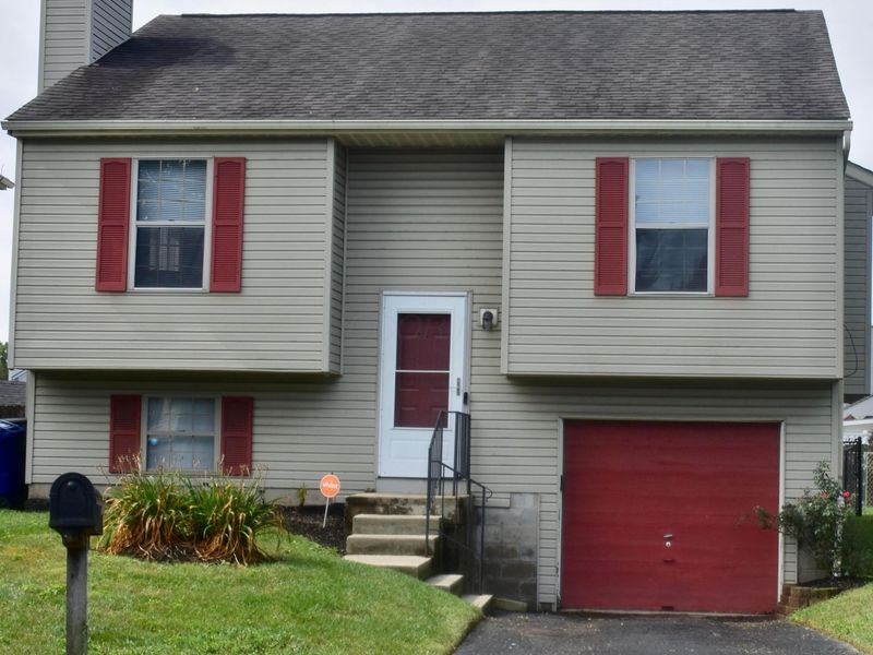 6771 Erindale Drive, Reynoldsburg, OH 43068 Photo 1