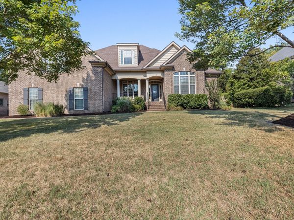 1012 Whispering Wind Way , Hendersonville, TN 37075