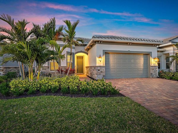 10515 Northbrook Circle, Palm Beach Gardens, FL 33412