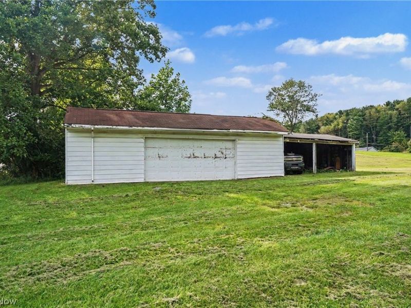May Road, East Liverpool, OH 43920 Photo 2