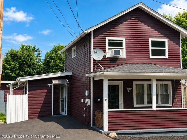25 Howard Street, Larksville, PA 18704
