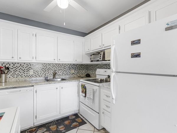 159 Newport J, Deerfield Beach, FL 33442