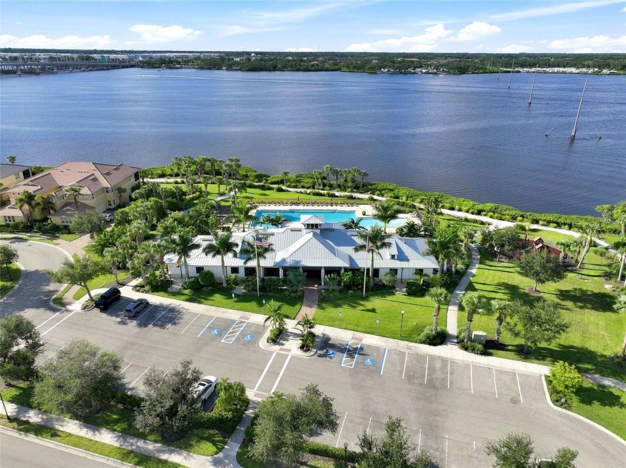 5057 Lake Overlook Avenue, Bradenton, FL 34208 Photo