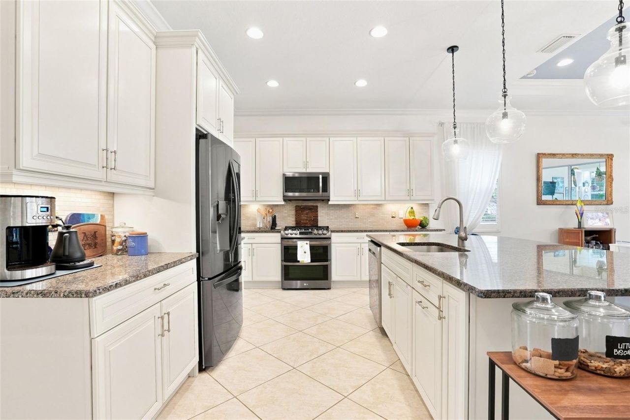 5057 Lake Overlook Avenue, Bradenton, FL 34208 Photo