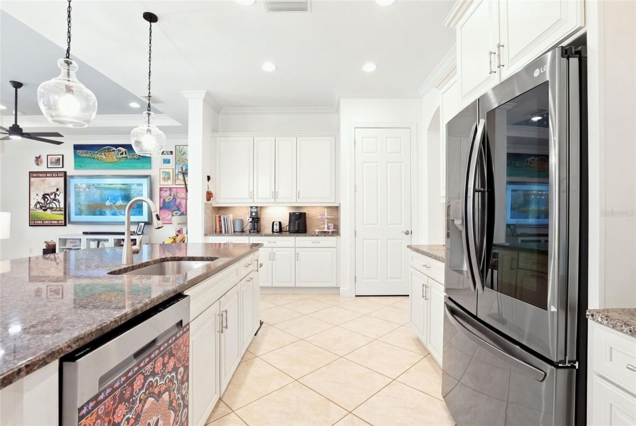 5057 Lake Overlook Avenue, Bradenton, FL 34208 Photo
