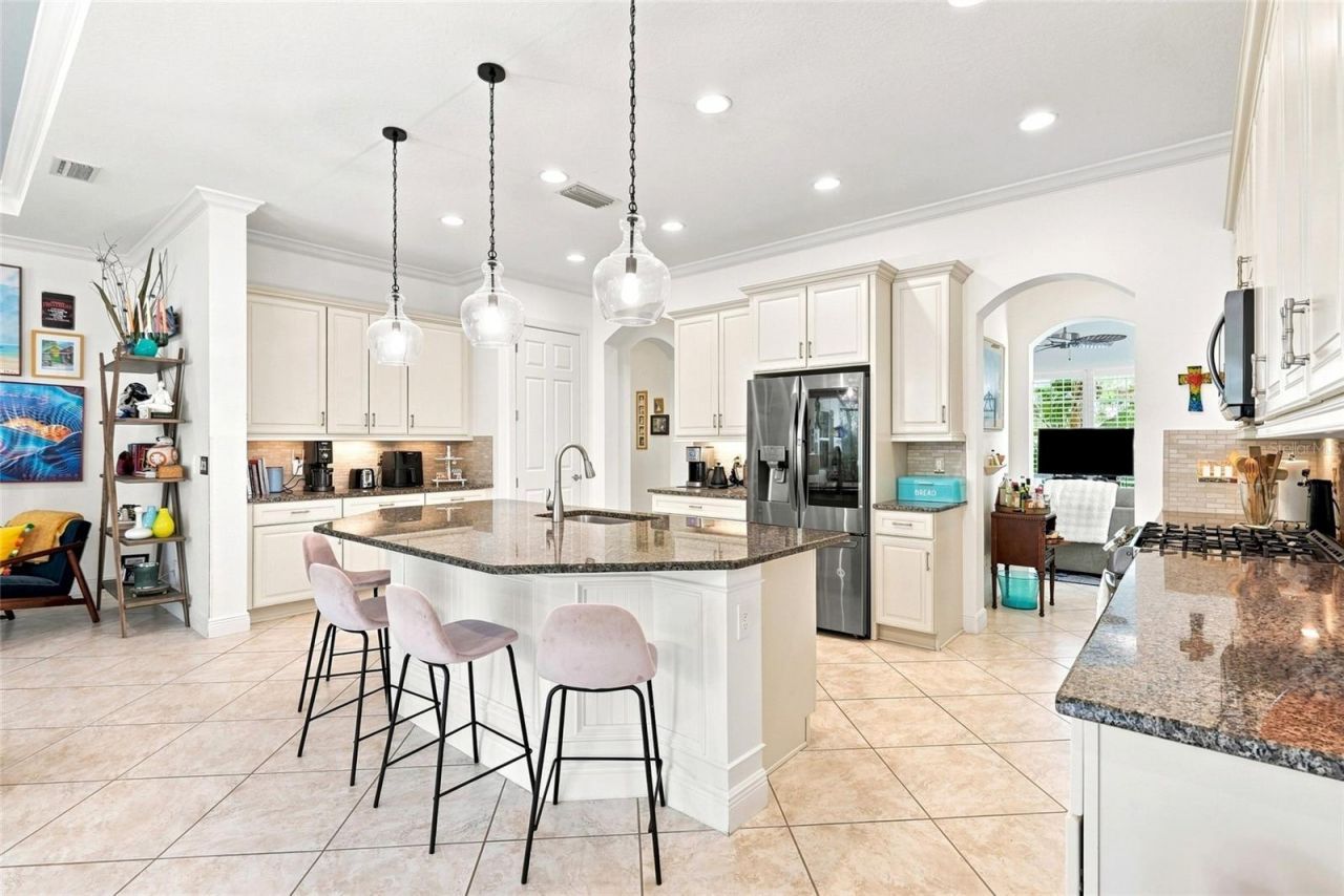 5057 Lake Overlook Avenue, Bradenton, FL 34208 Photo