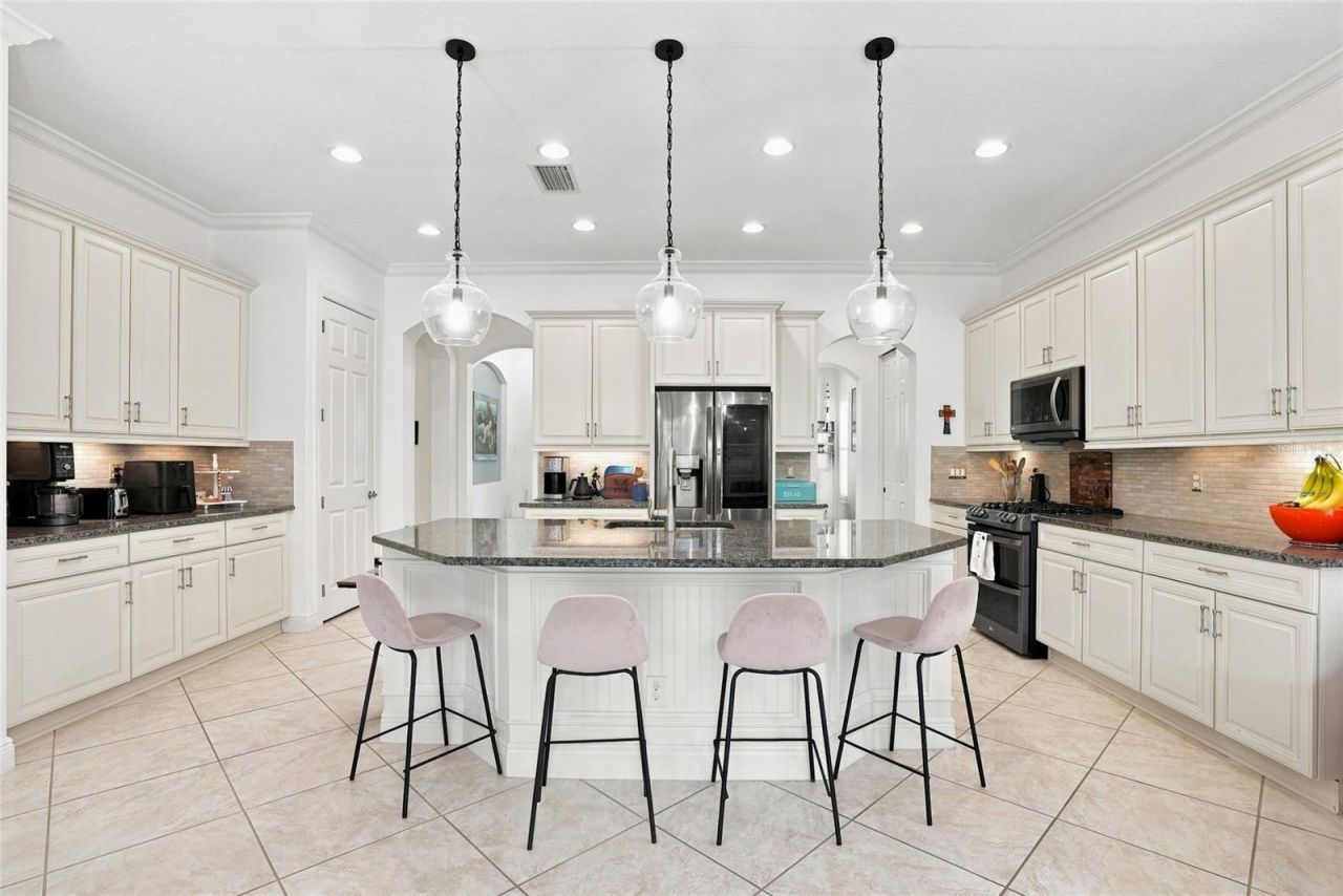 5057 Lake Overlook Avenue, Bradenton, FL 34208 Photo