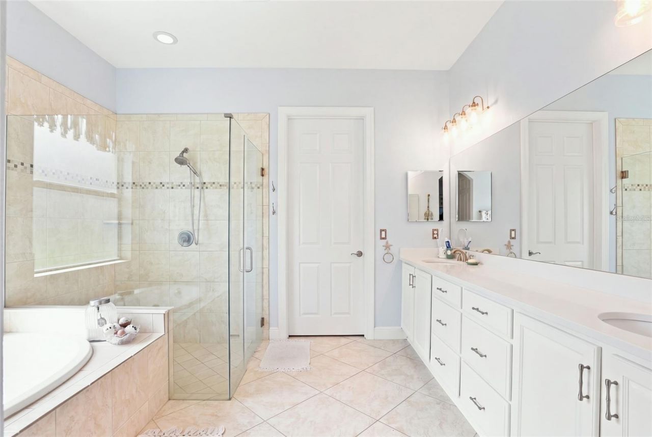 5057 Lake Overlook Avenue, Bradenton, FL 34208 Photo