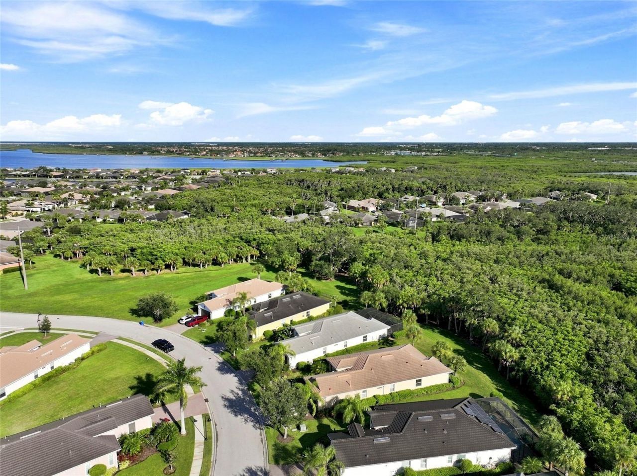 5057 Lake Overlook Avenue, Bradenton, FL 34208 Photo
