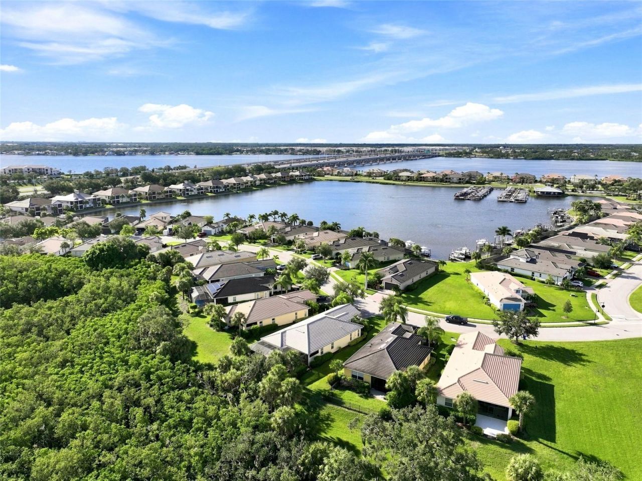 5057 Lake Overlook Avenue, Bradenton, FL 34208 Photo