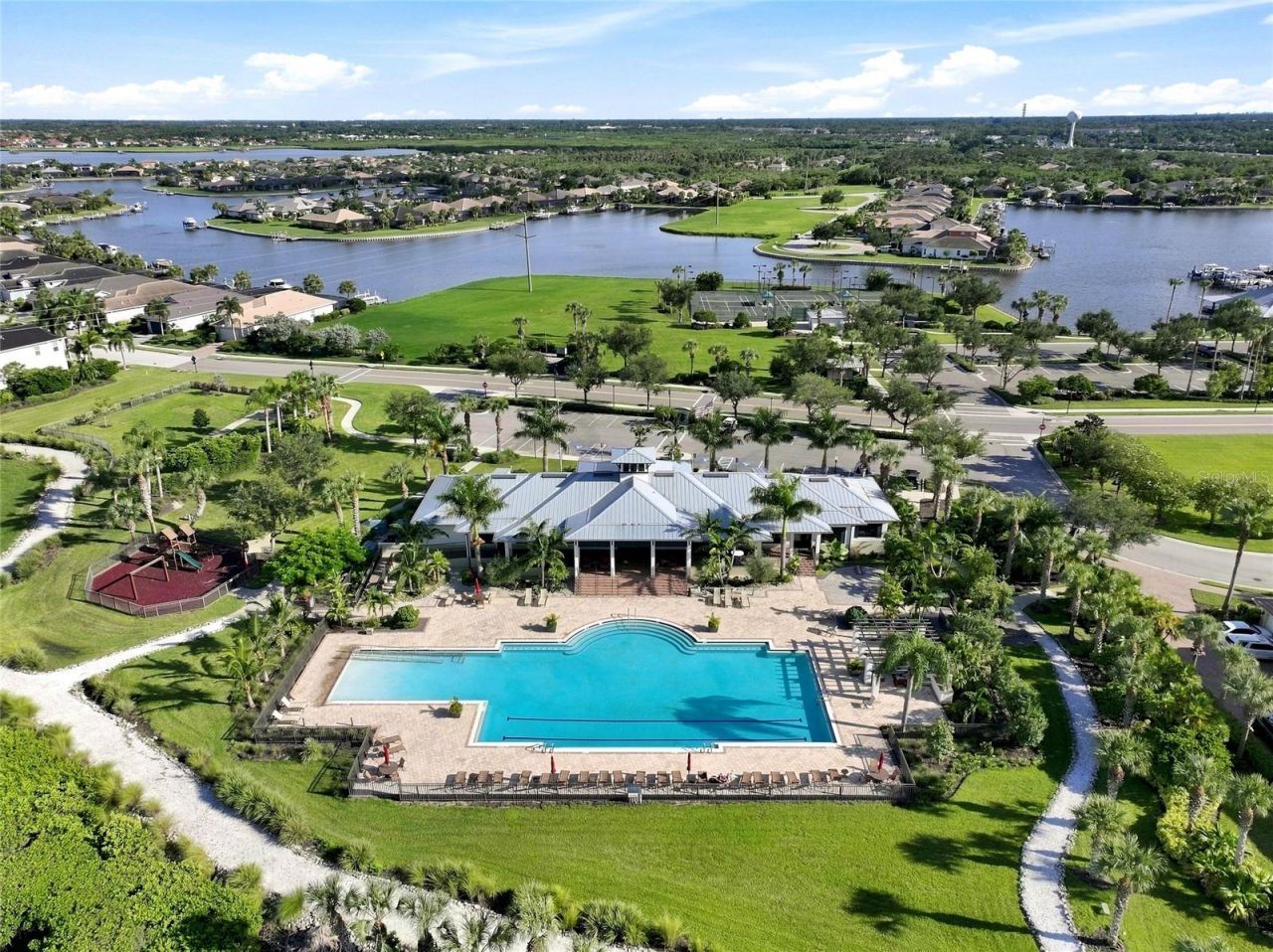 5057 Lake Overlook Avenue, Bradenton, FL 34208 Photo