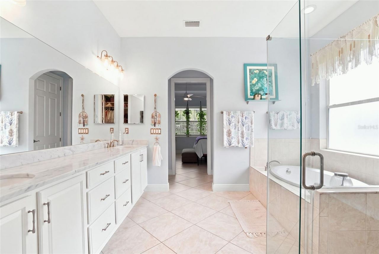 5057 Lake Overlook Avenue, Bradenton, FL 34208 Photo