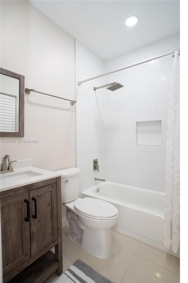 15225 SW 140th St, Unit B, Miami, FL 33196 Photo