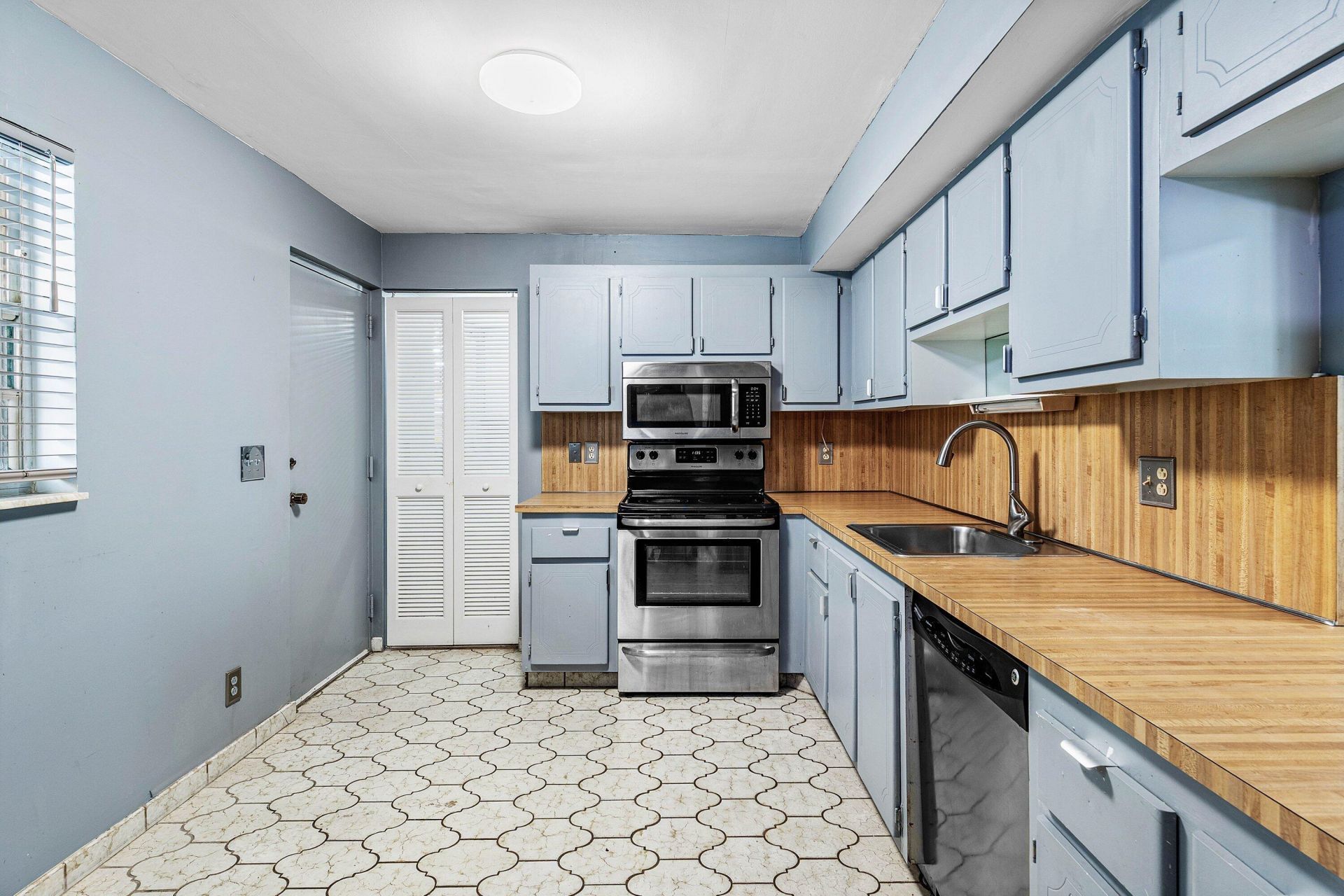 6000 NW 2nd Avenue, Unit 339, Boca Raton, FL 33487 Photo