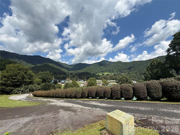10 Lewis Lane , Maggie Valley, NC 28751