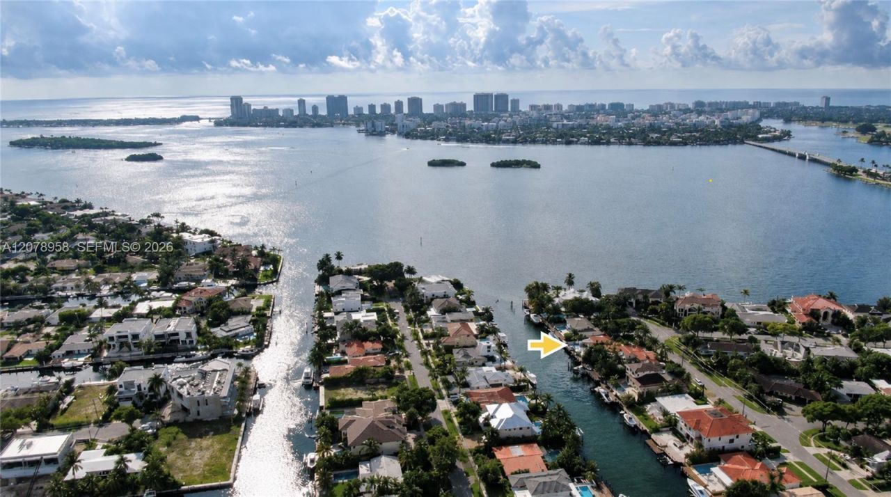2341 Keystone Blvd , North Miami, FL 33181 Photo