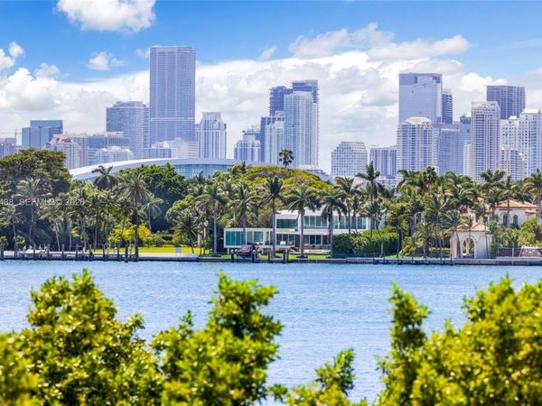 1000 West Ave , Unit 328, Miami Beach, FL 33139